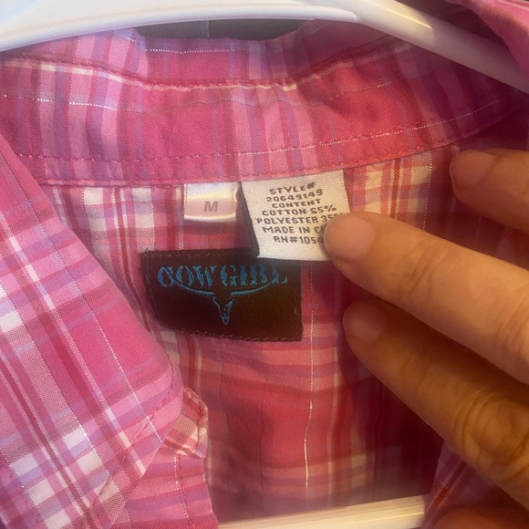 COWGIRL PINK & WHITE EMBROIDERED SHINY THROUGHOUT BUTTON DOWN LONG SLEEVE SHIRT - Picture 2 of 5